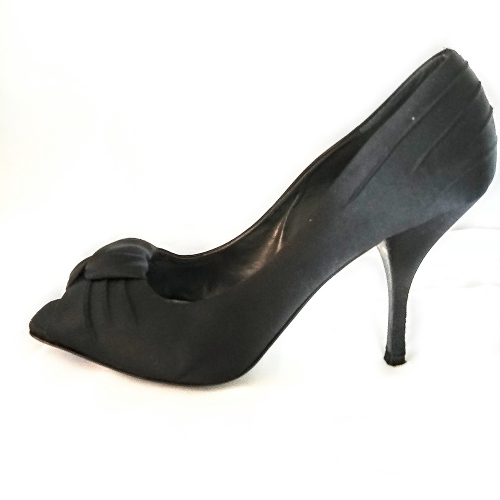 BCBGirls Black Satin High Heels Dress Shoes 10
